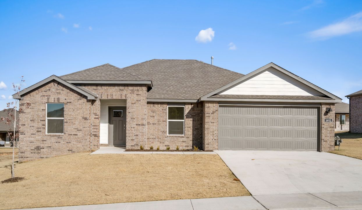 Exterior:Elevation Image 0.