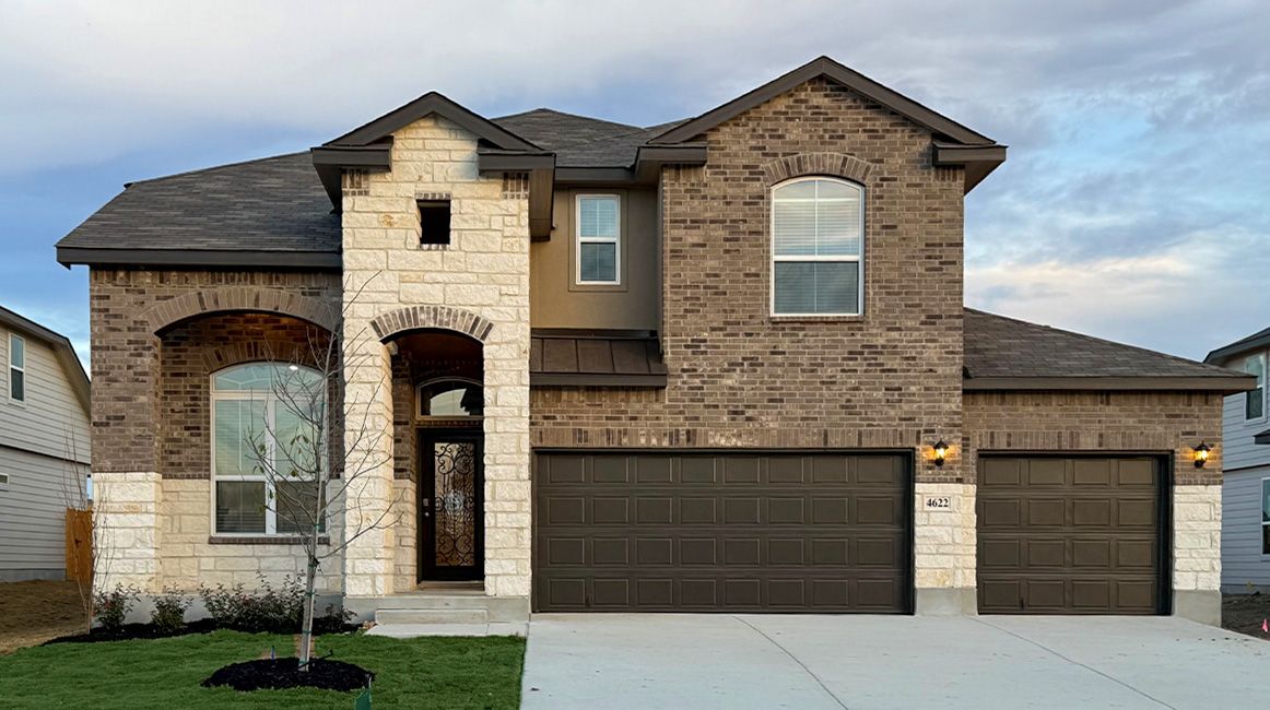 Exterior:Elevation Image 0.