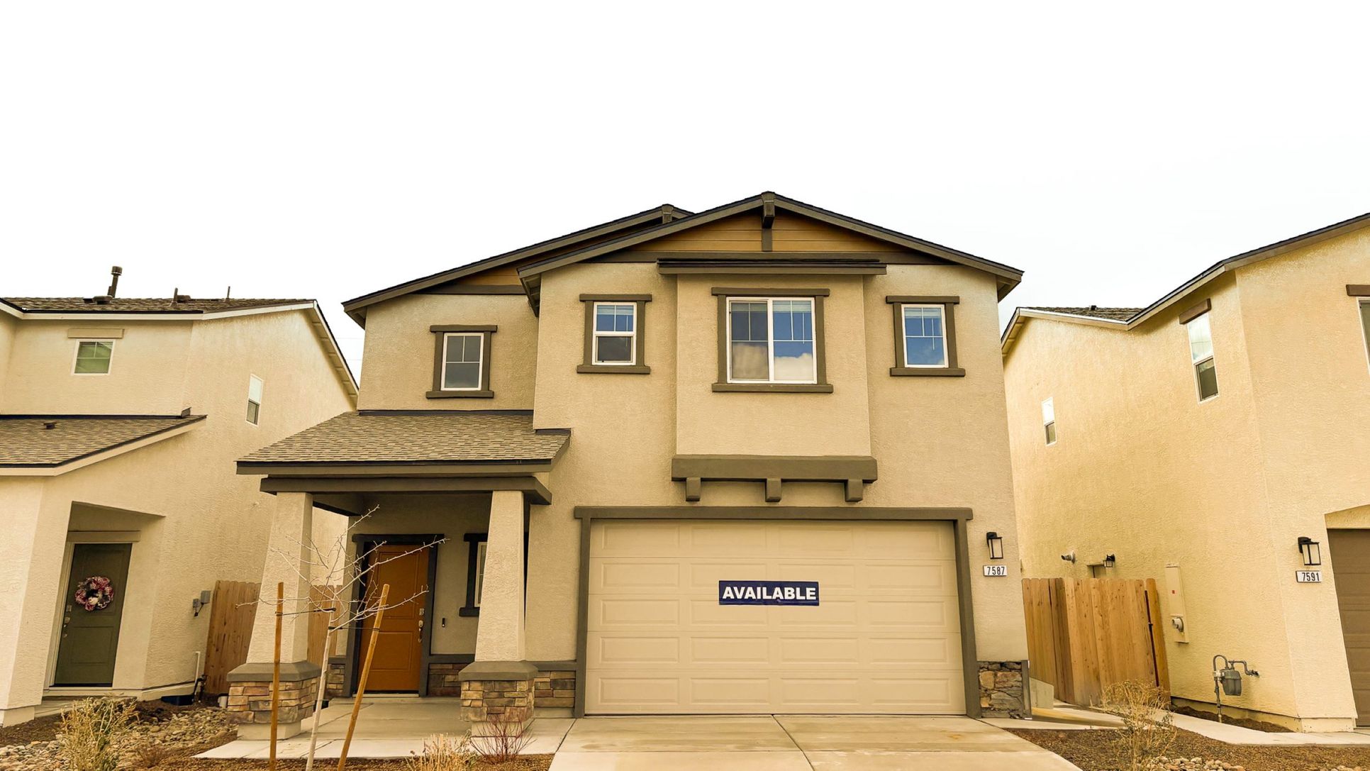 Exterior:Elevation Image 0.