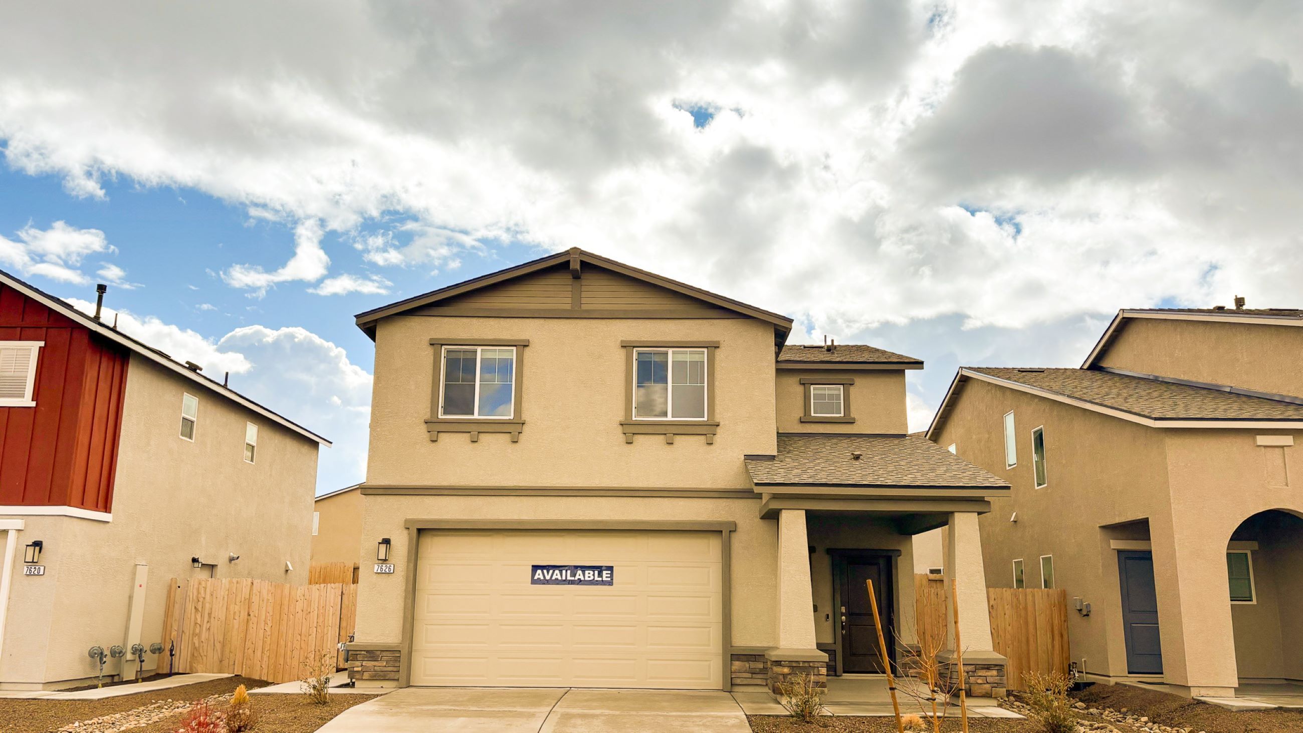 Exterior:Elevation Image 0.