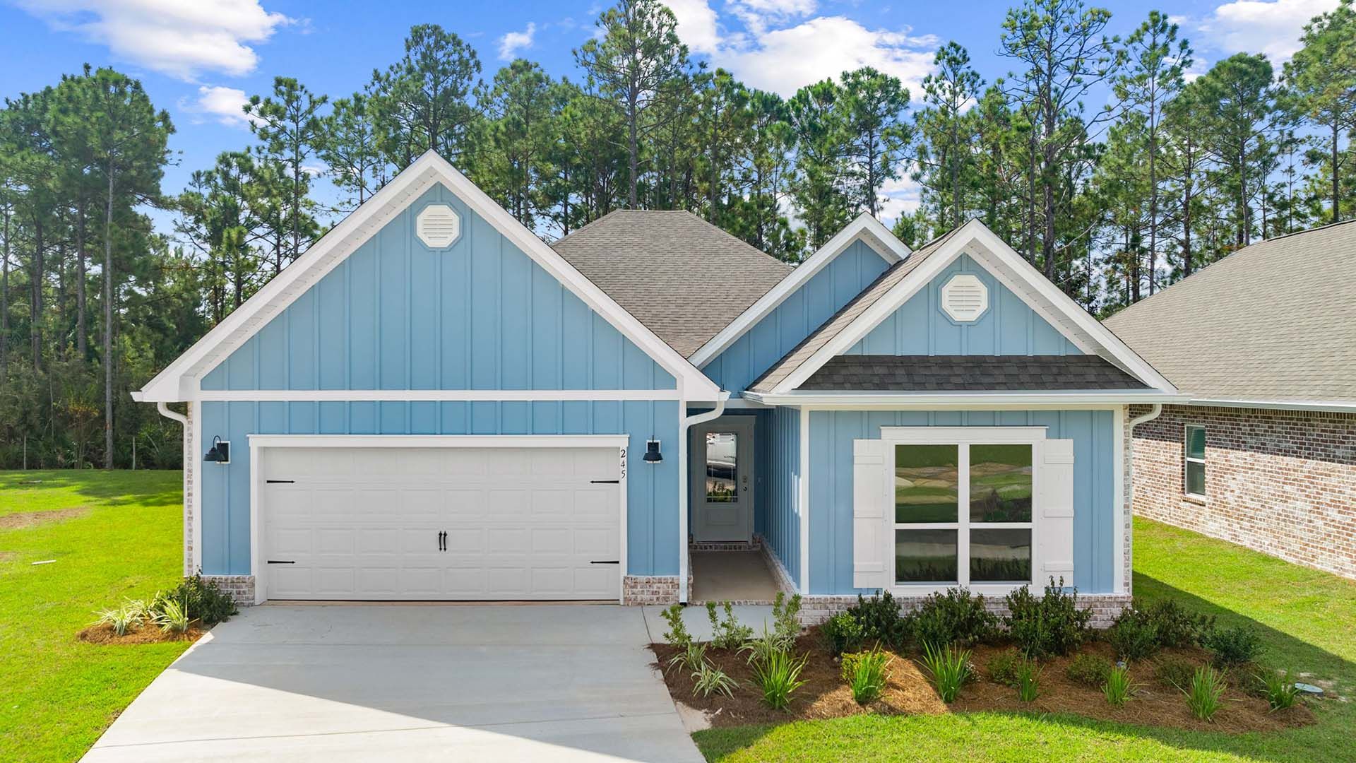 Exterior:Elevation Image 0.