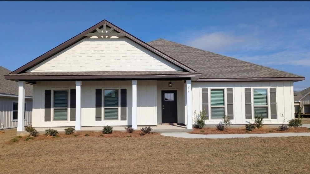 Exterior:Elevation Image 0.