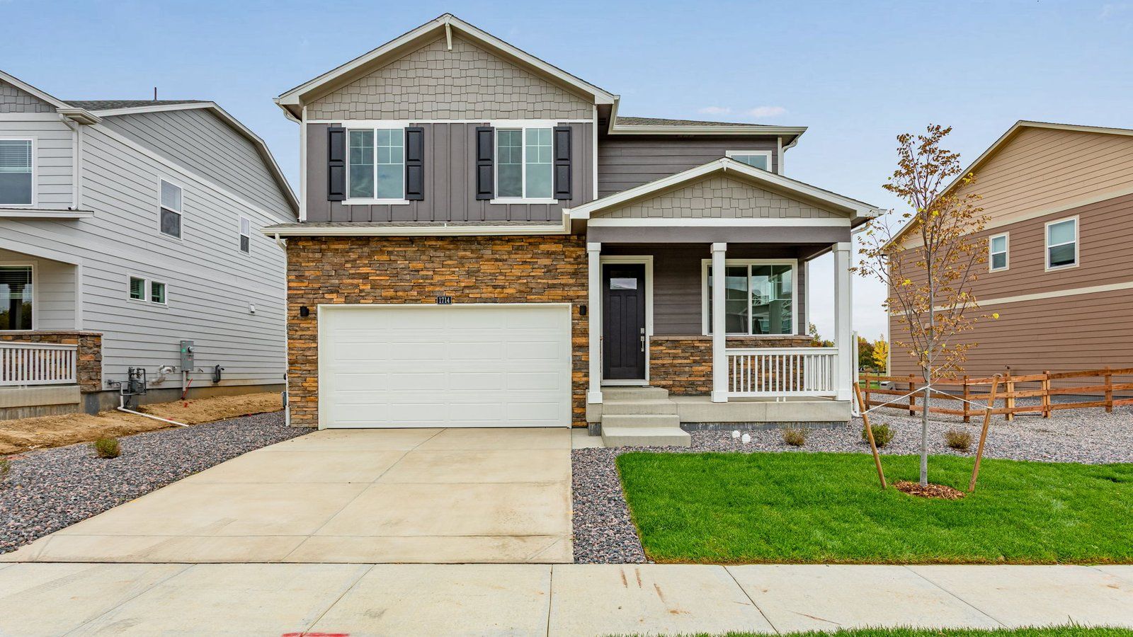 Exterior:Elevation Image 0.