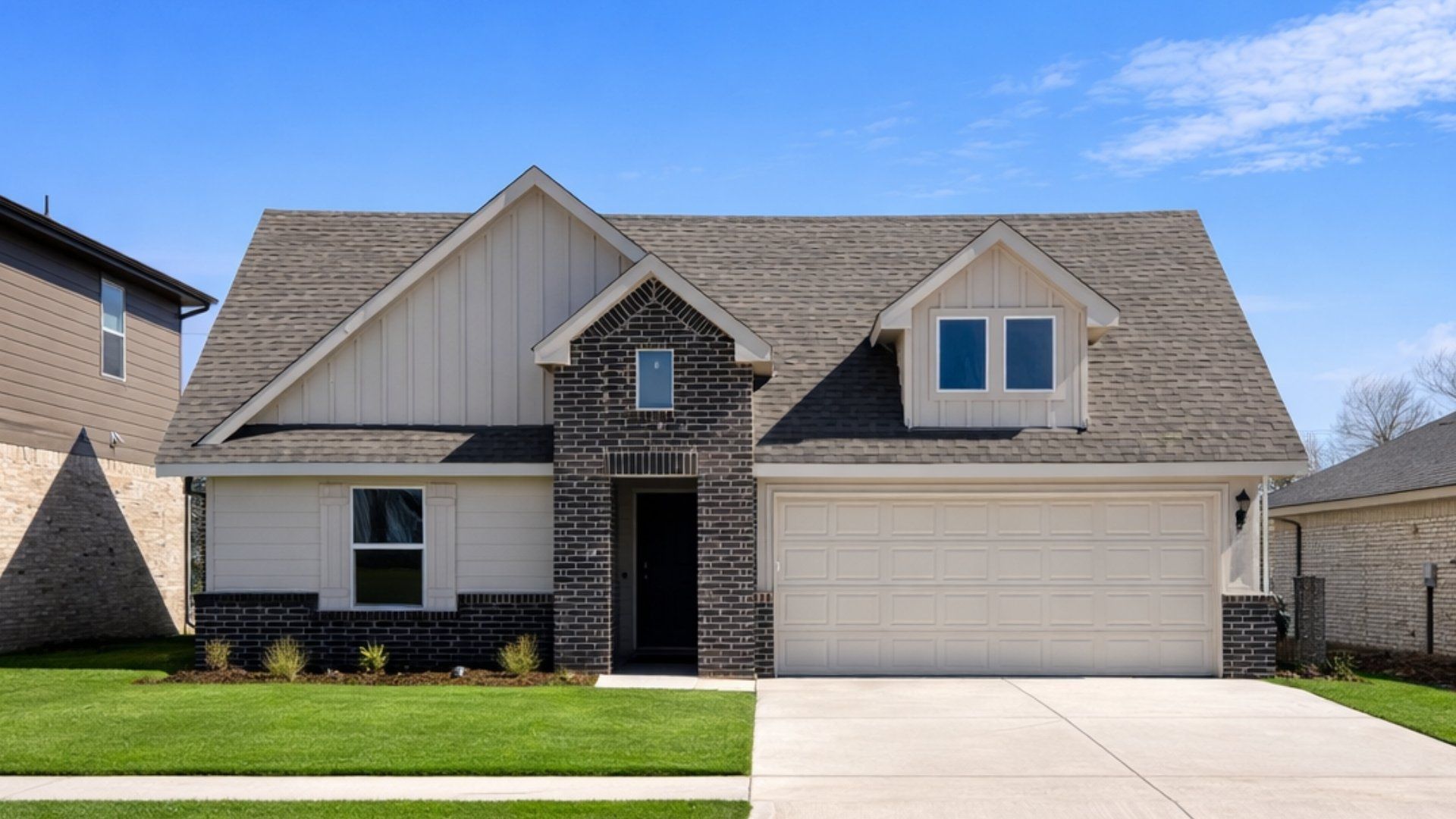 Exterior:Elevation Image 0.