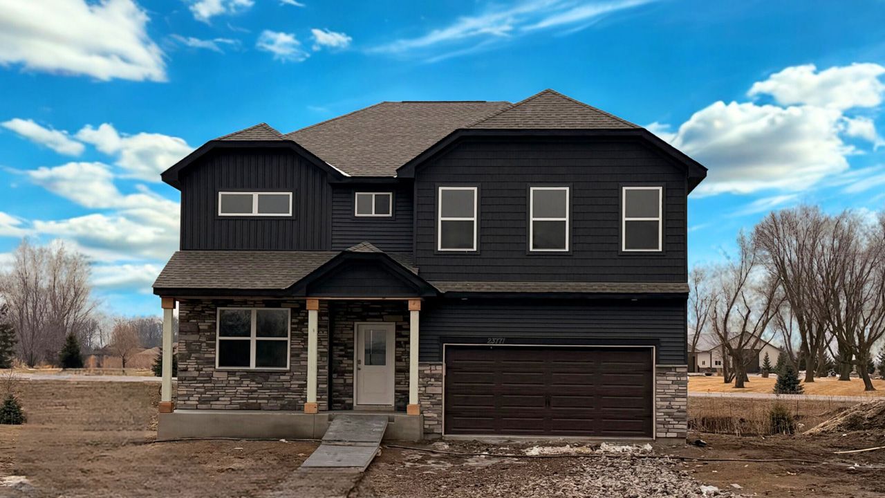 Exterior:Elevation Image 0.