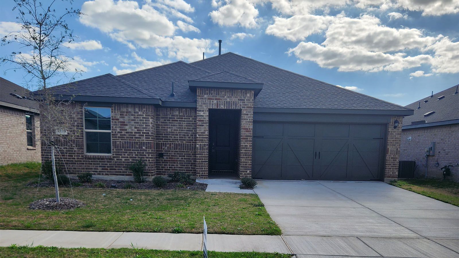 Exterior:Elevation Image 0.