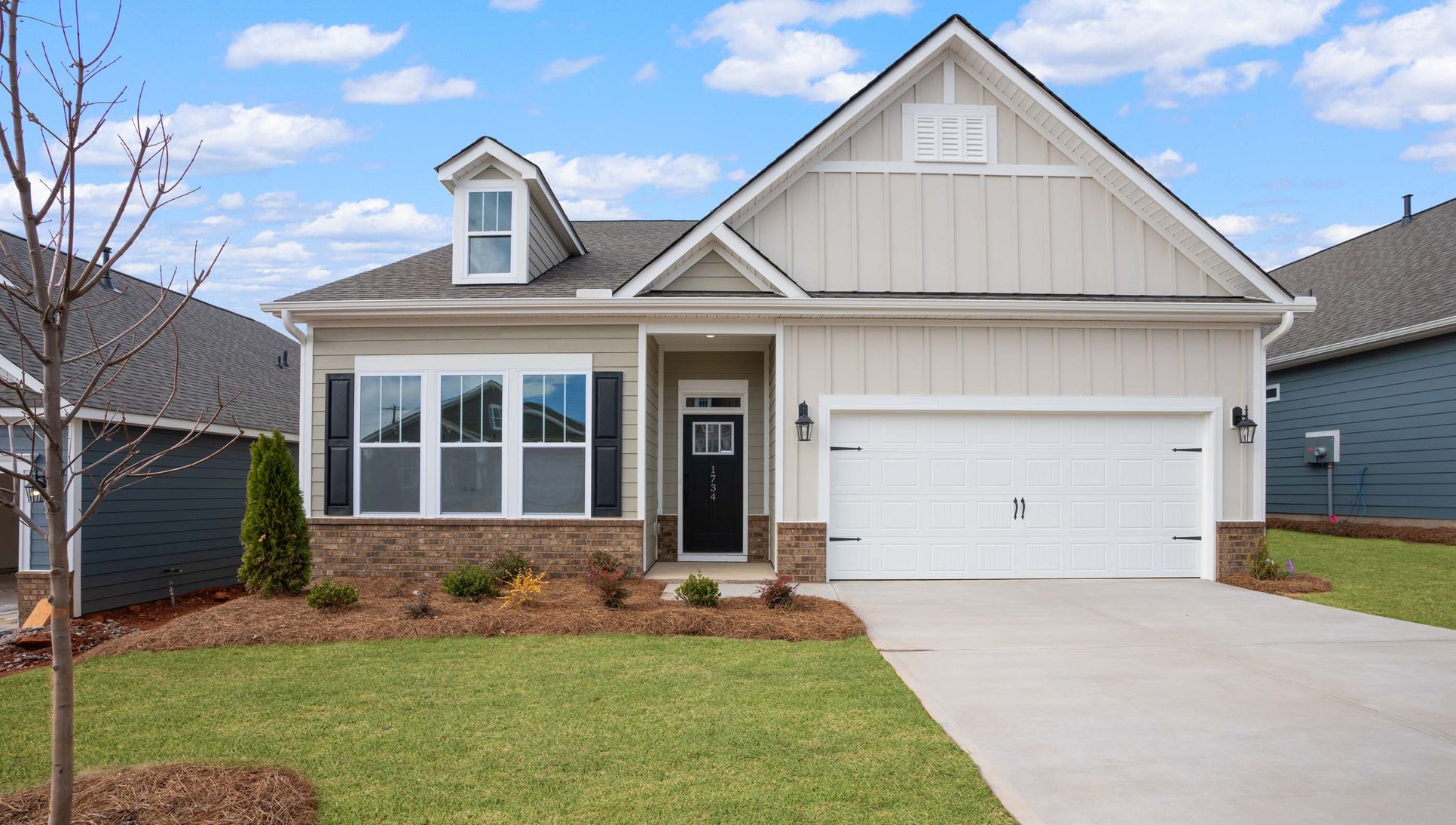 Exterior:Elevation Image 0.