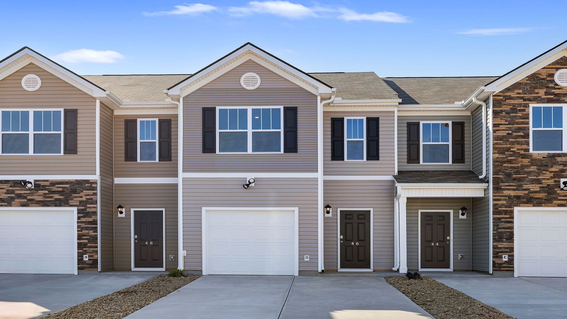 Exterior:Elevation Image 0.