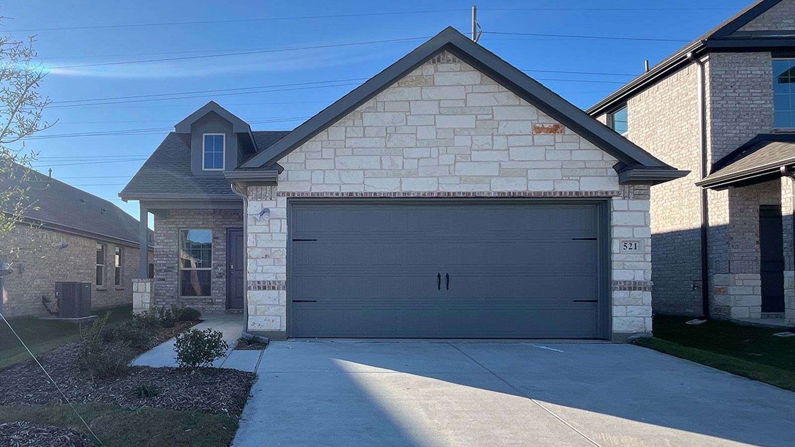 Exterior:Elevation Image 0.