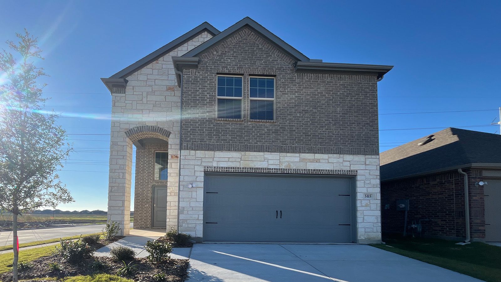 Exterior:Elevation Image 0.