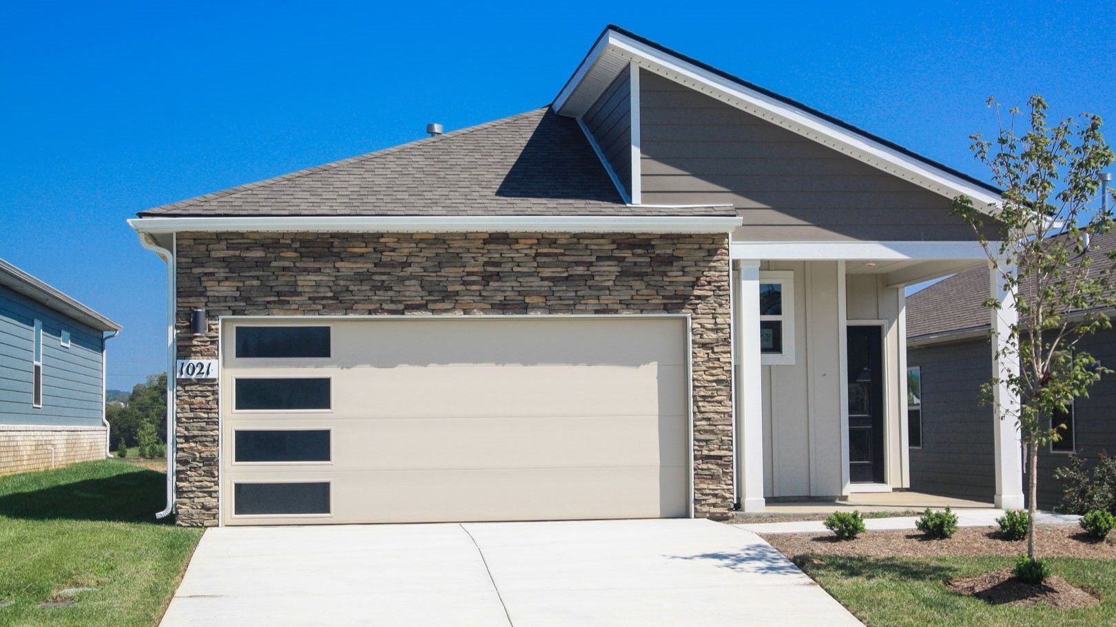 Exterior:Elevation Image 0.