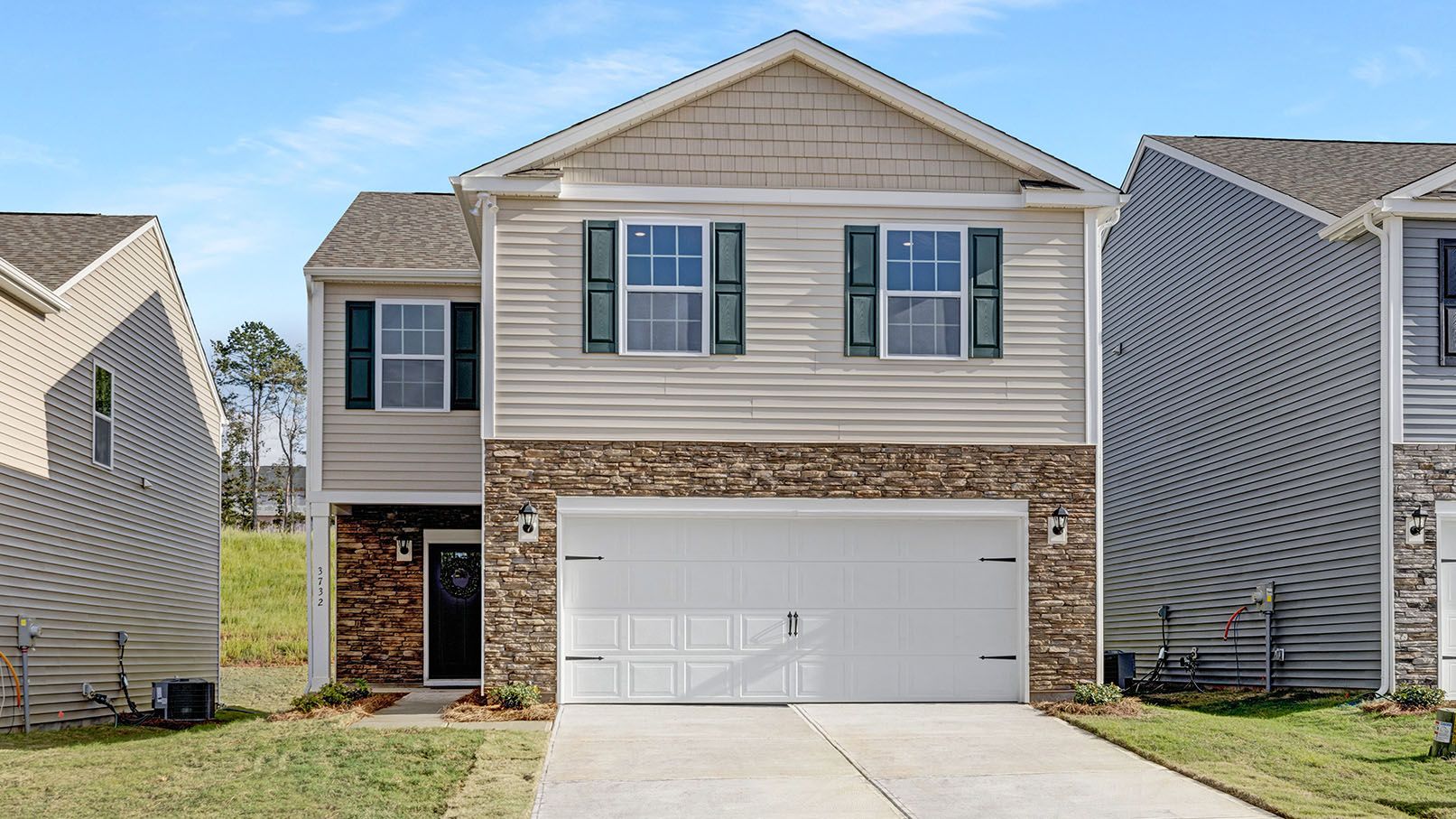 Exterior:Elevation Image 0.