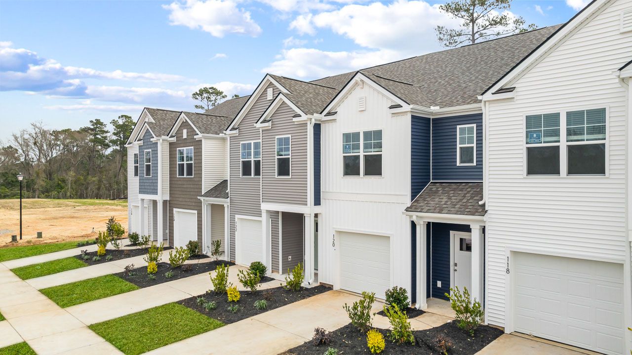 Exterior:Elevation Image 0.