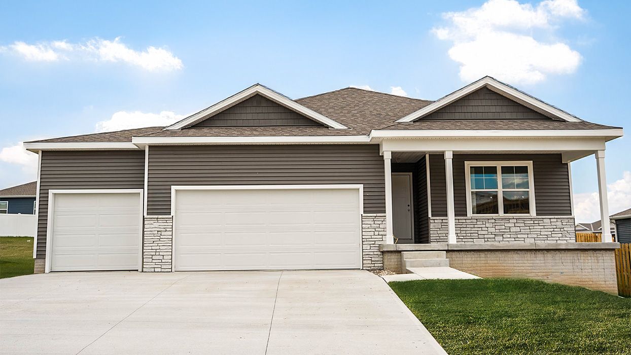 Exterior:Elevation Image 0.