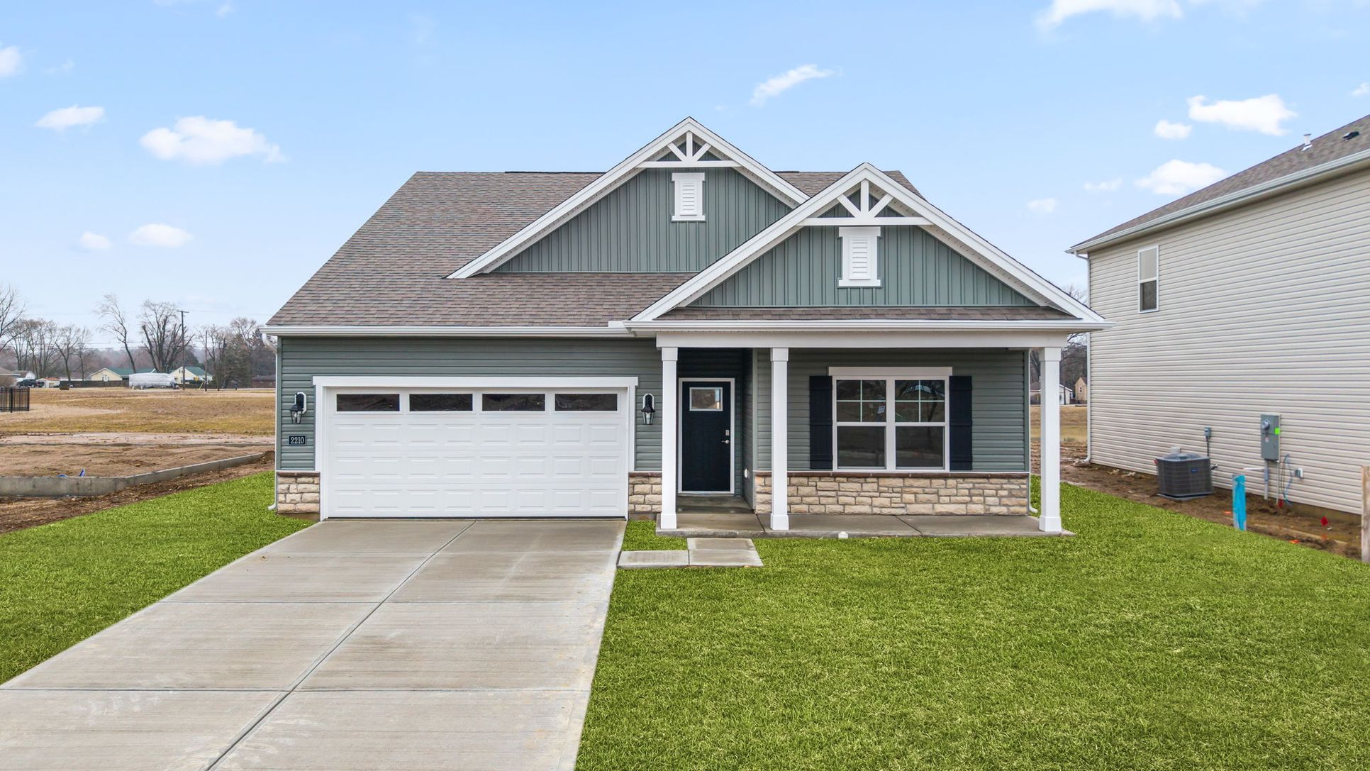 Exterior:Elevation Image 0.