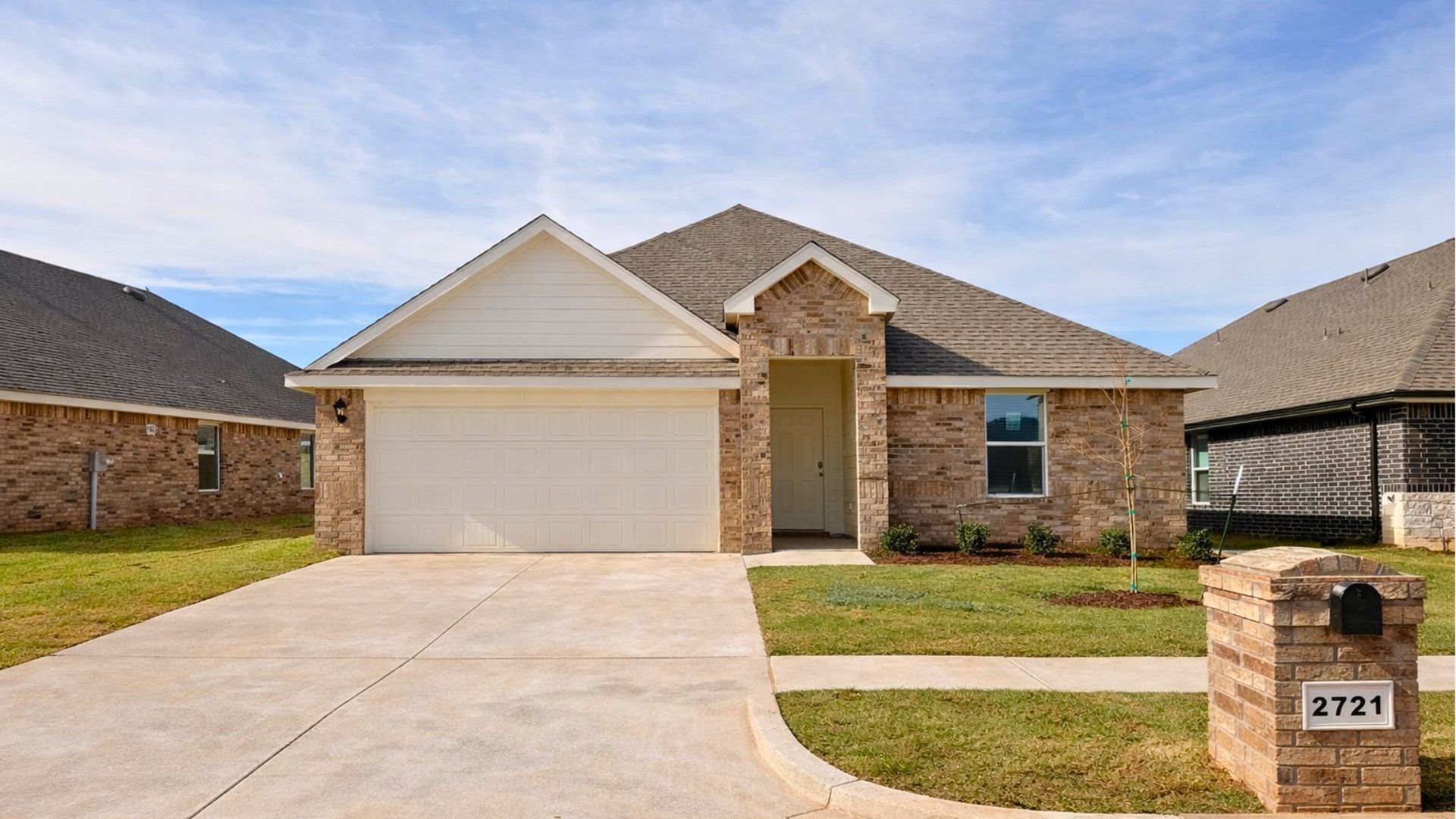 Exterior:Elevation Image 0.