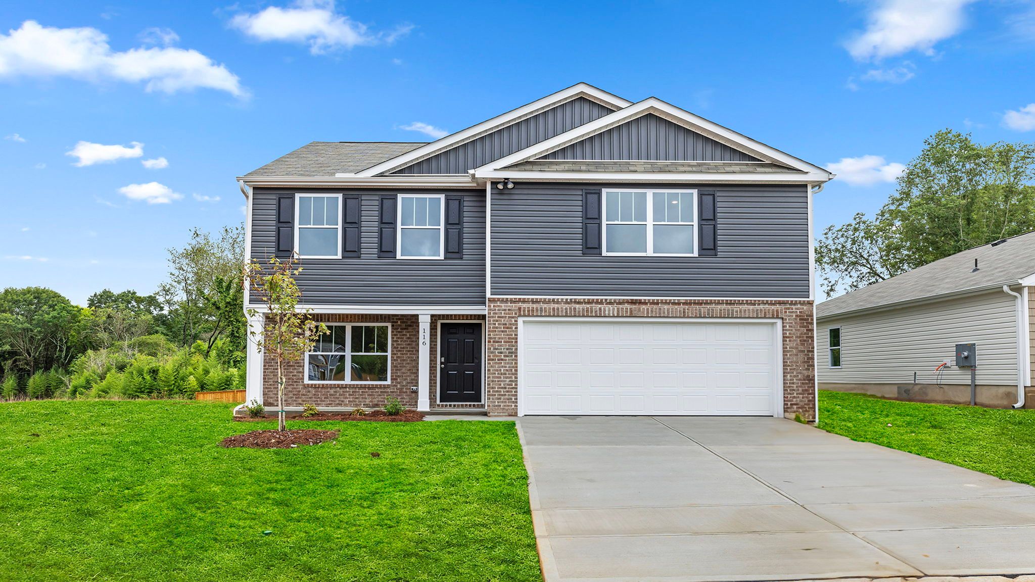 Exterior:Elevation Image 0.