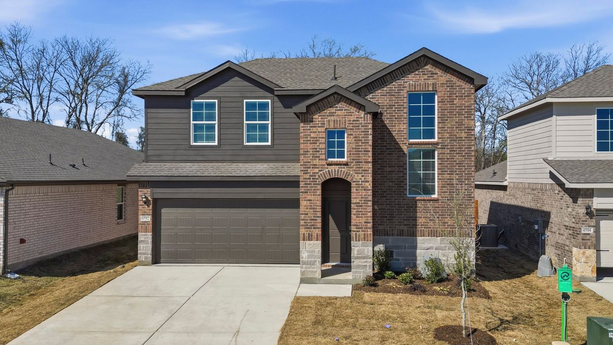 Exterior:Elevation Image 0.