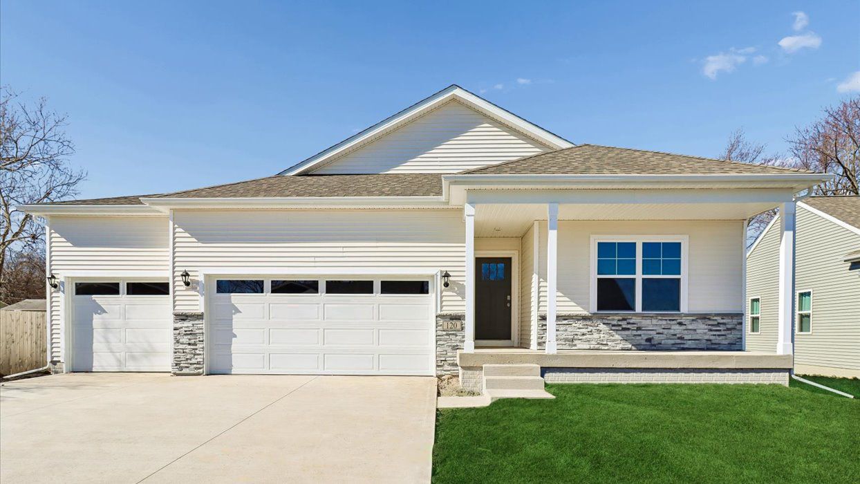 Exterior:Elevation Image 0.