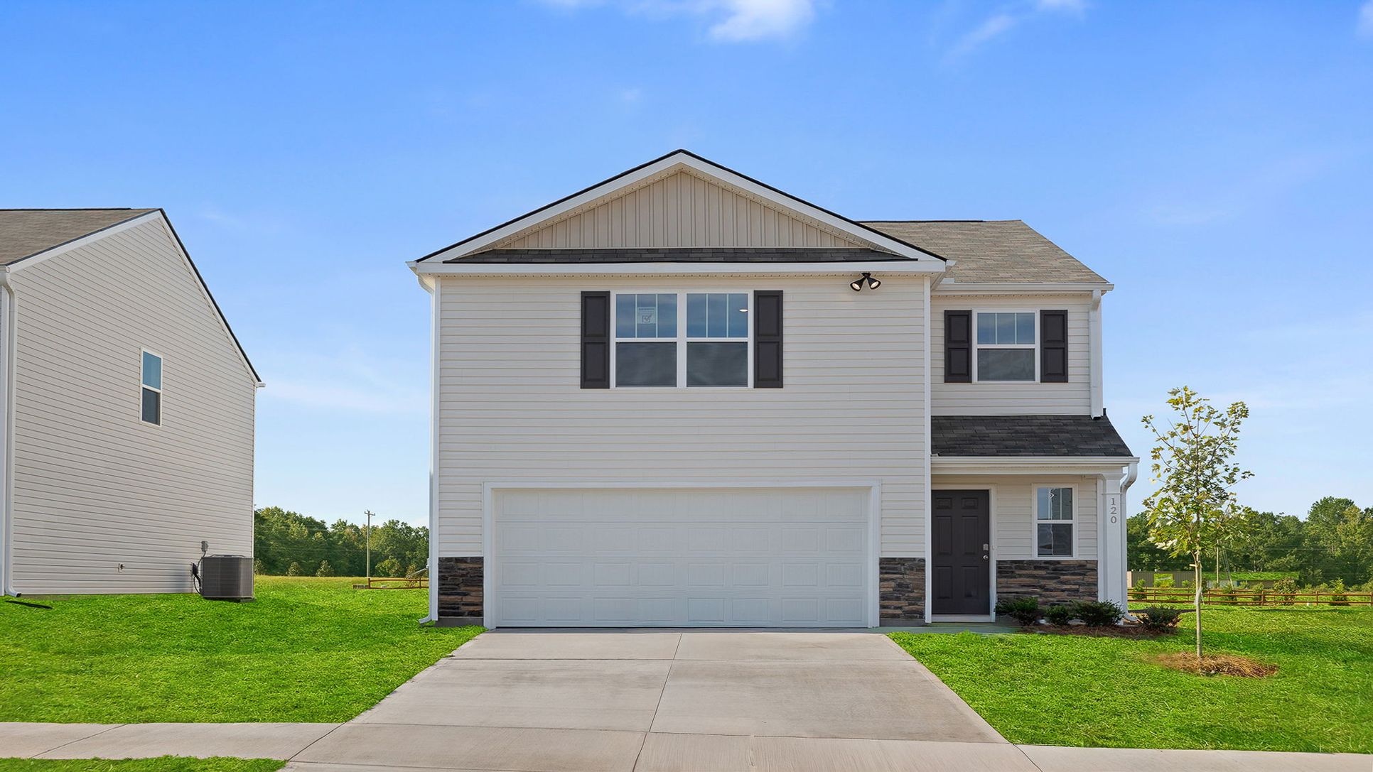 Exterior:Elevation Image 0.