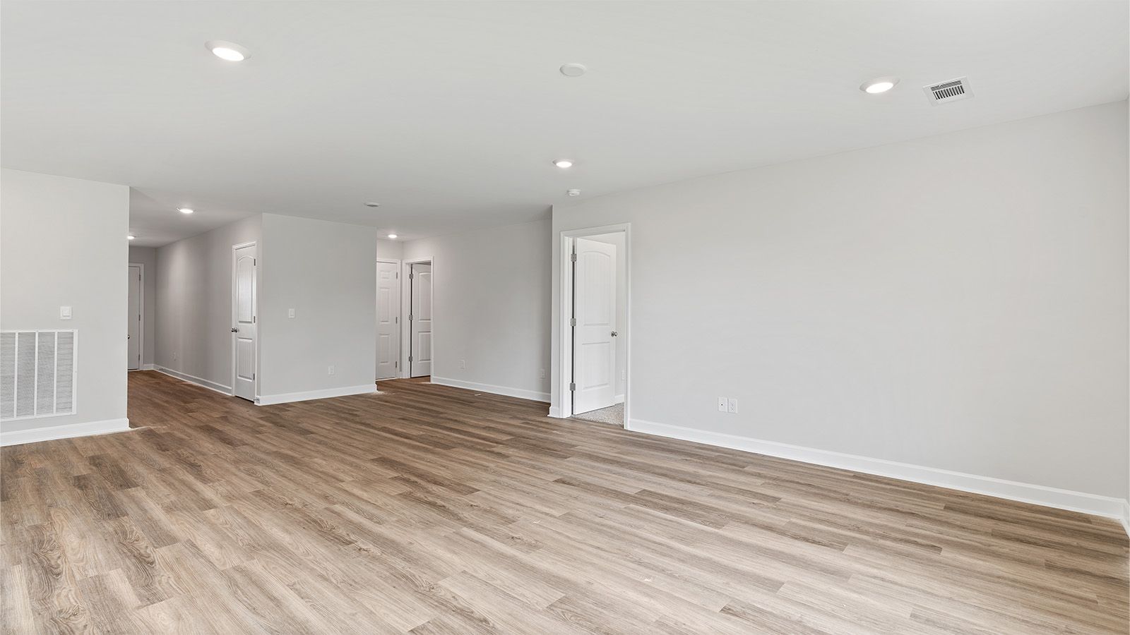 Exterior:Elevation Image 7.