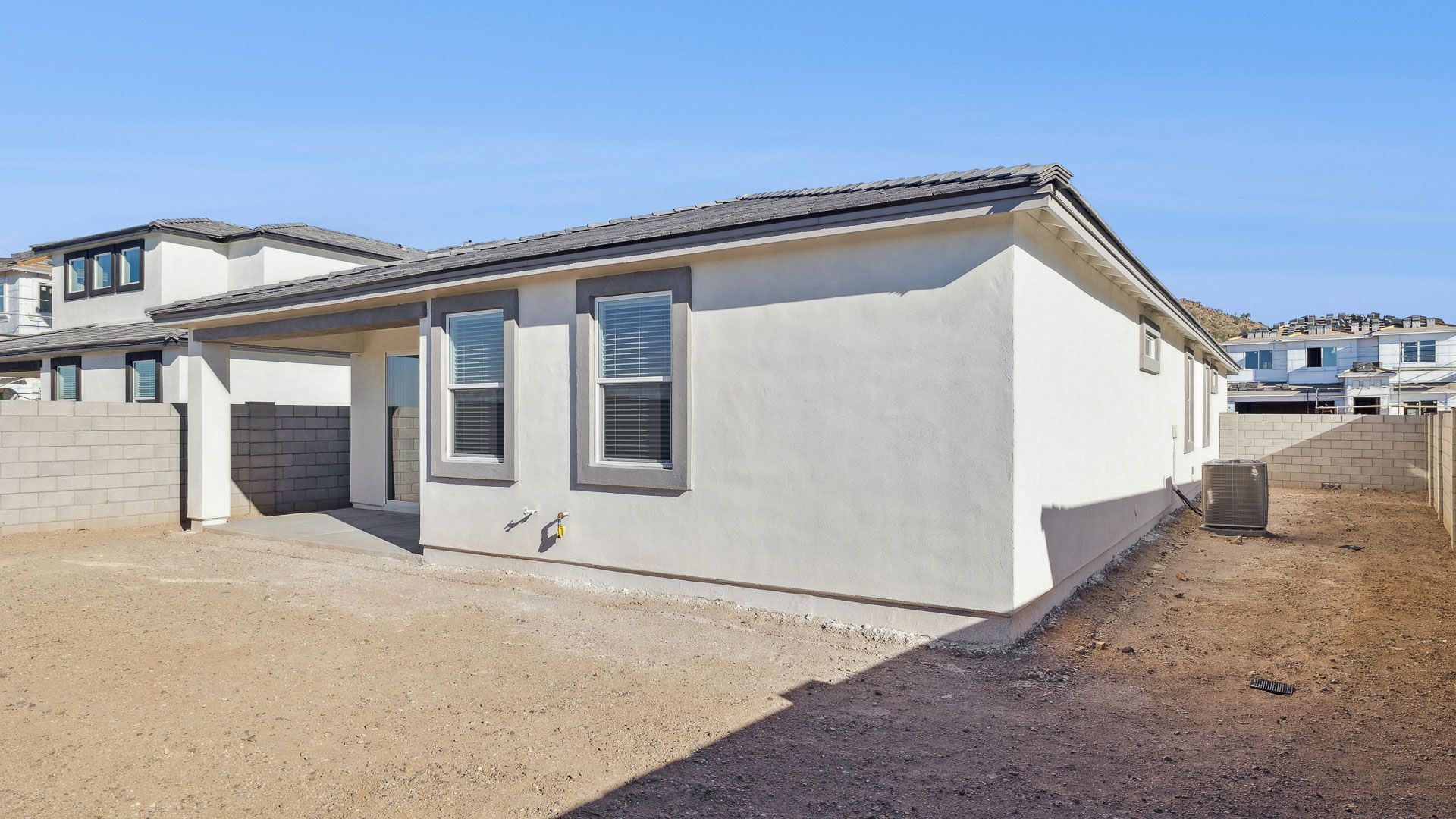 Exterior:Elevation Image 26.