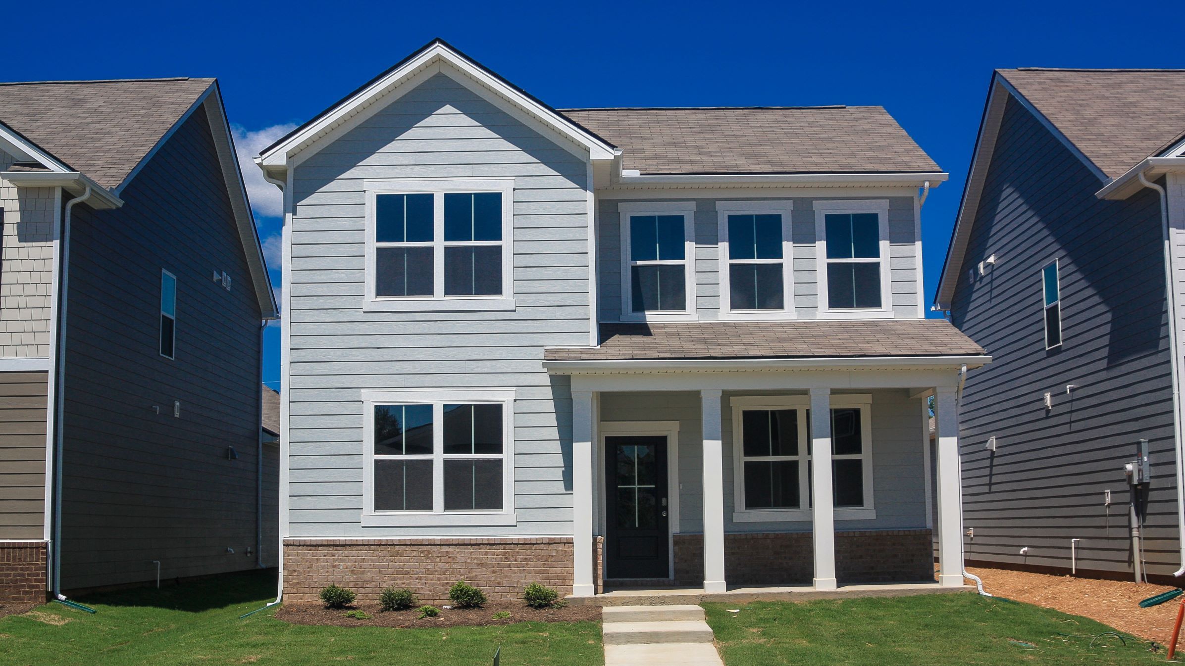 Exterior:Elevation Image 0.