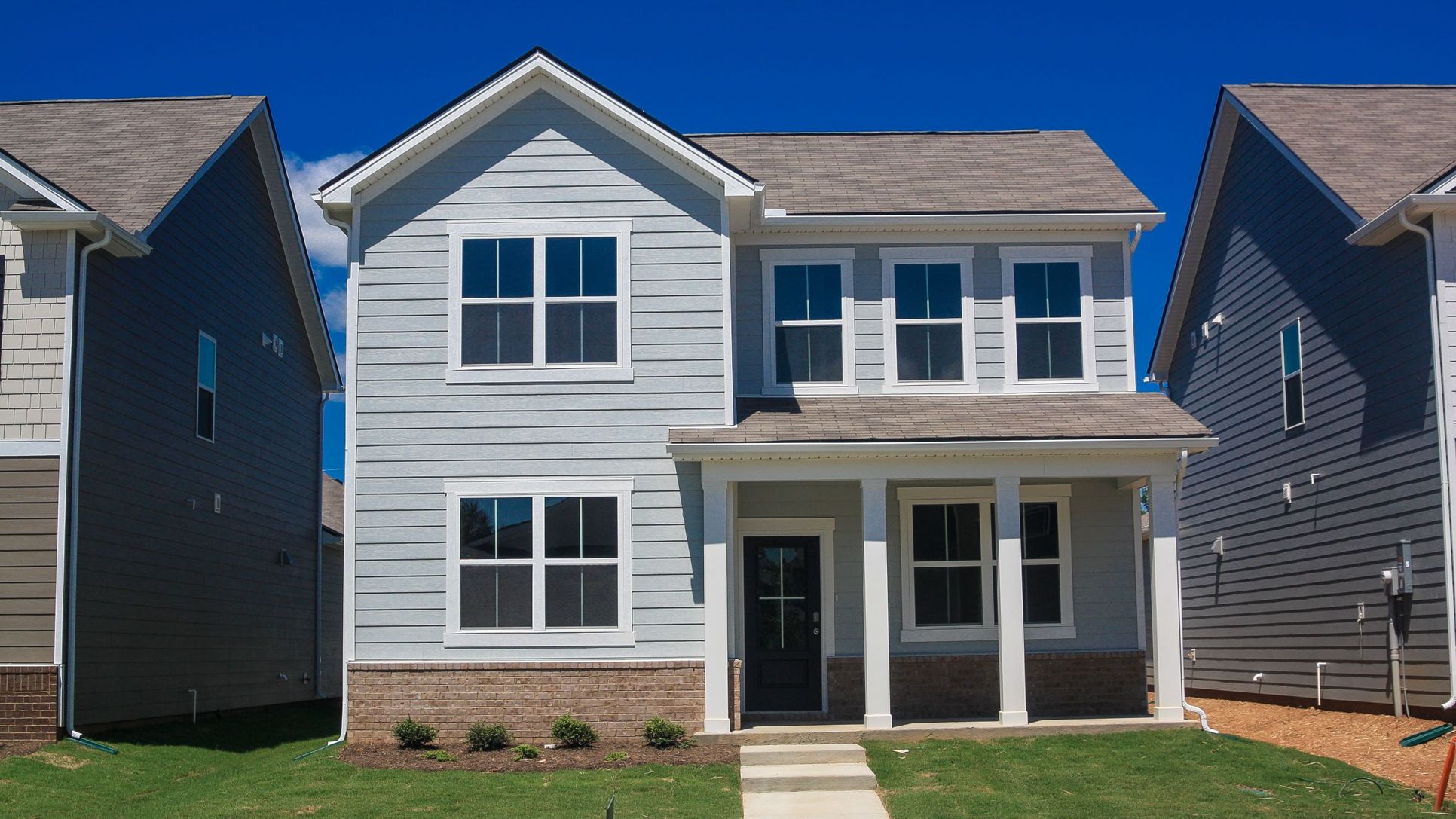 Exterior:Elevation Image 0.