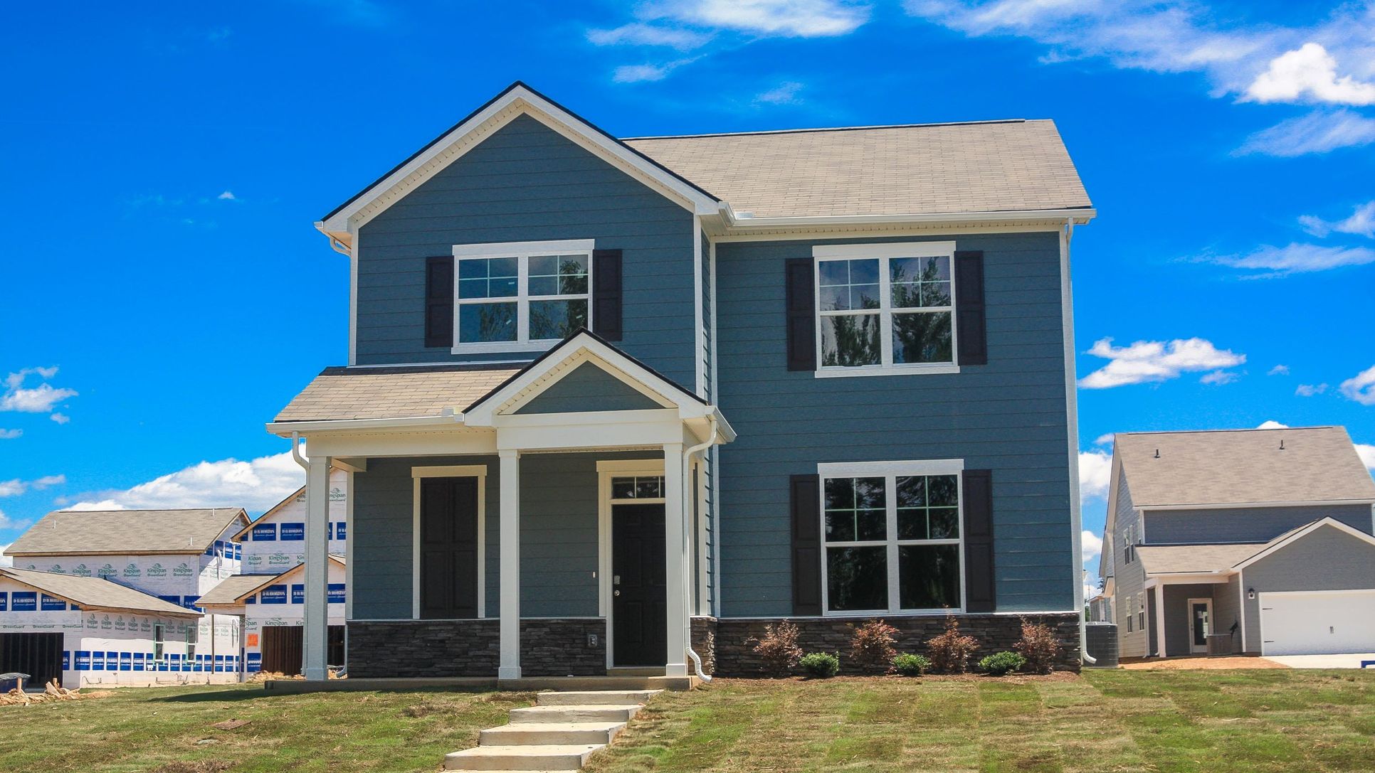 Exterior:Elevation Image 0.