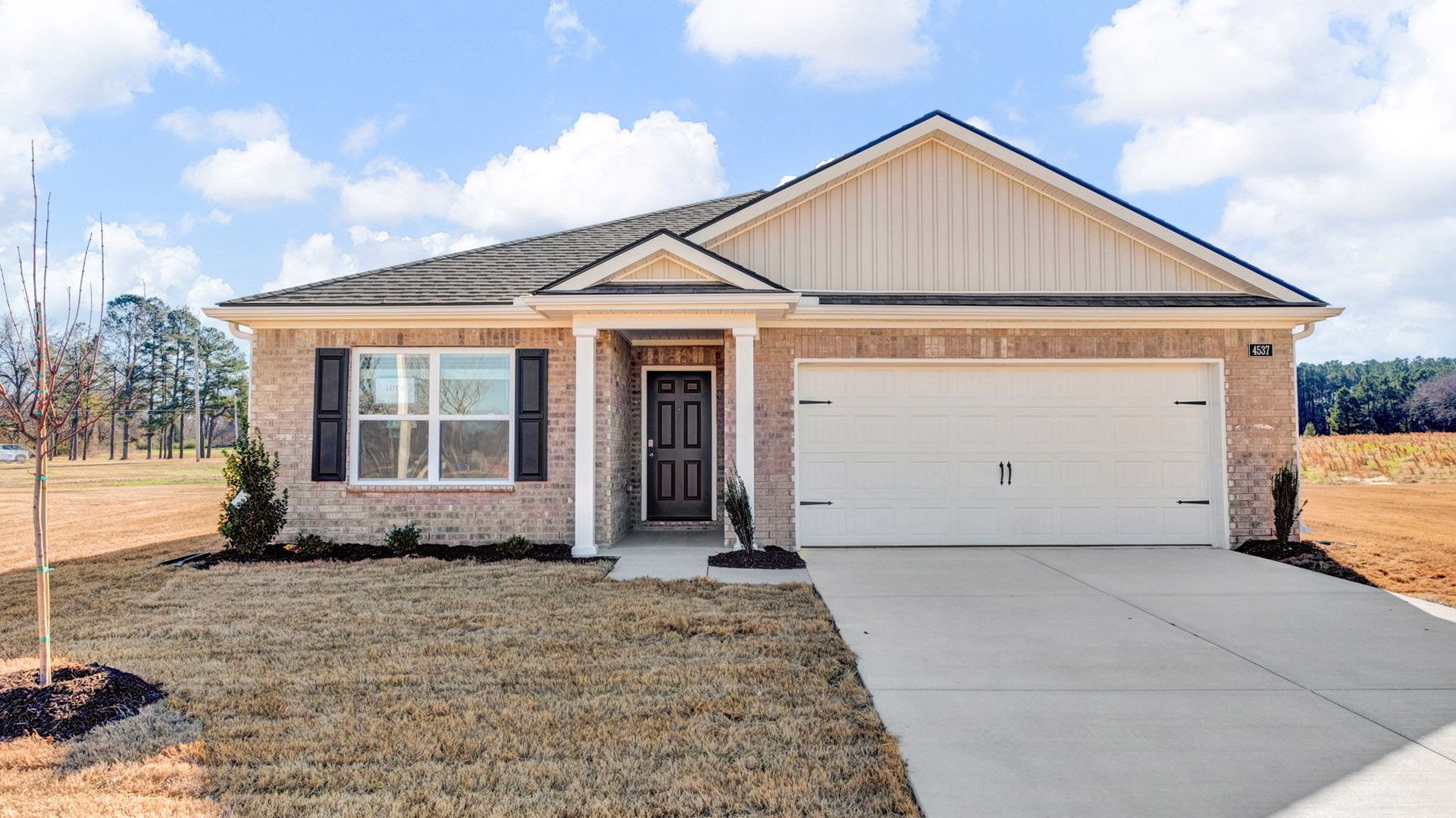 Exterior:Elevation Image 0.