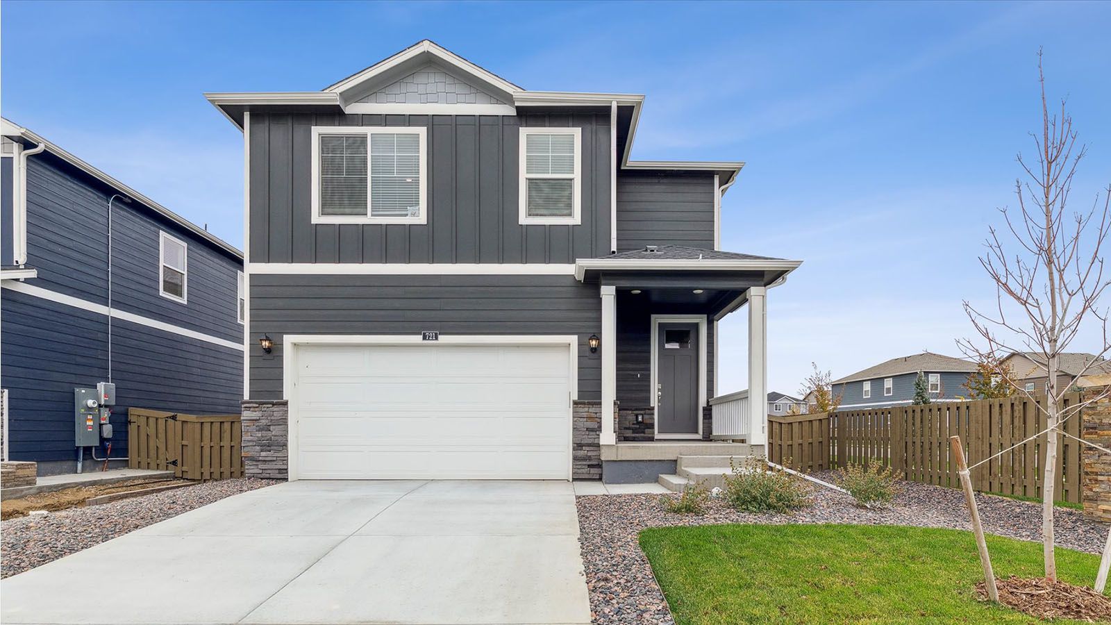 Exterior:Elevation Image 0.