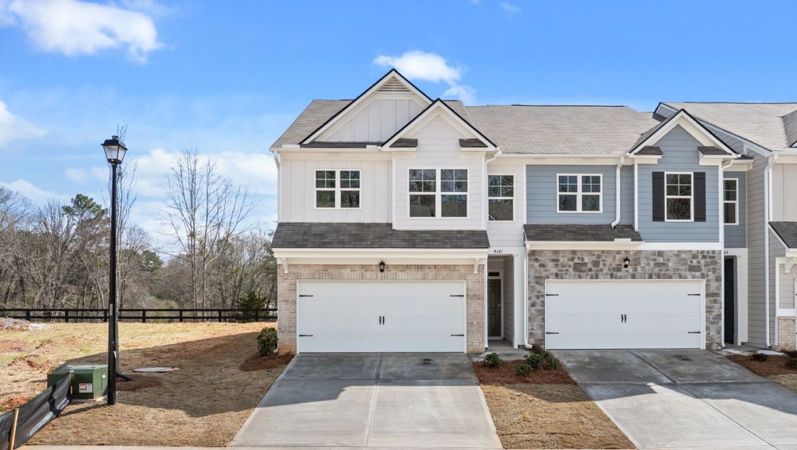 Exterior:Elevation Image 0.
