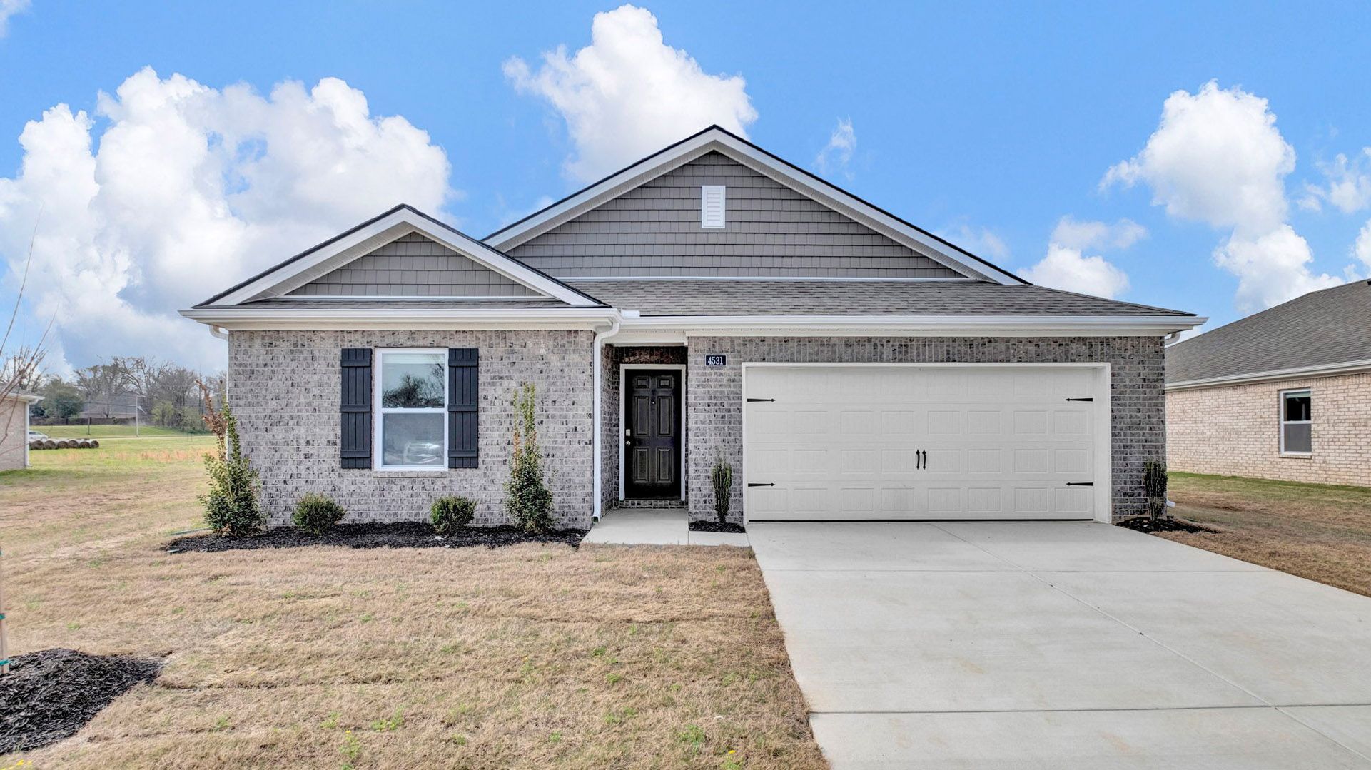 Exterior:Elevation Image 0.
