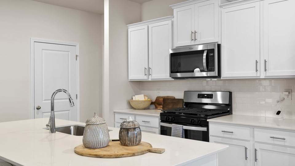 Exterior:Elevation Image 10.