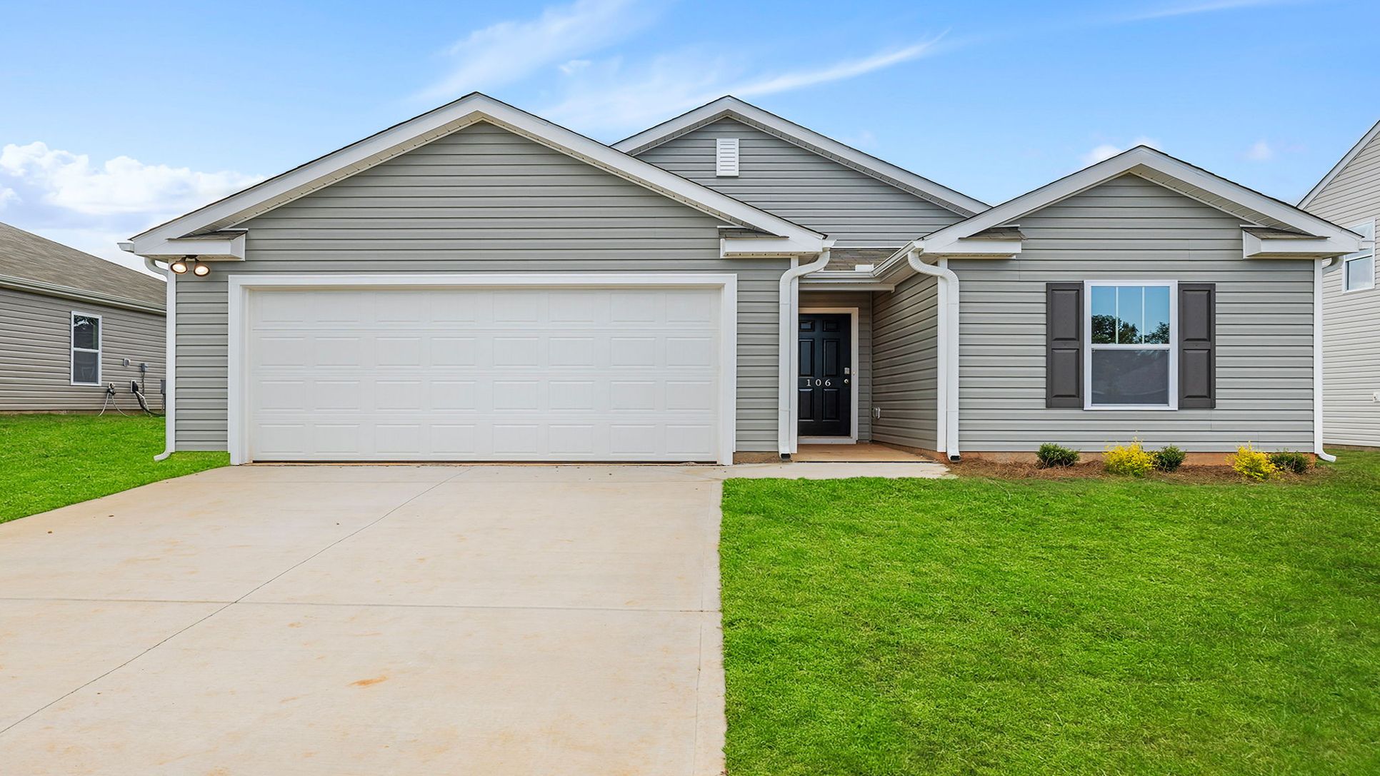 Exterior:Elevation Image 0.