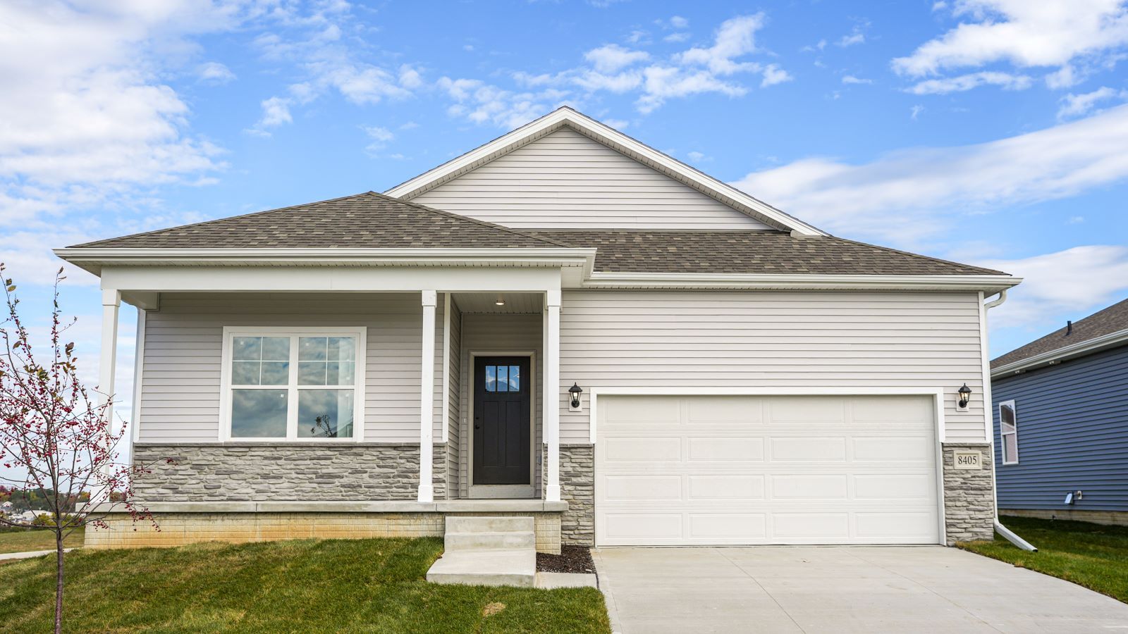 Exterior:Elevation Image 0.