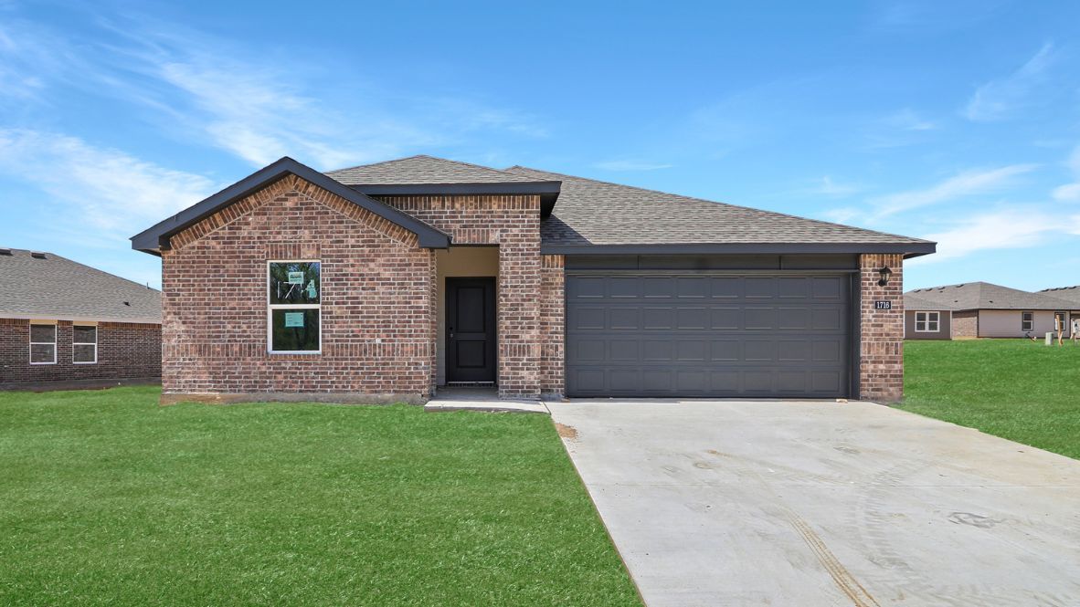 Exterior:Elevation Image 0.