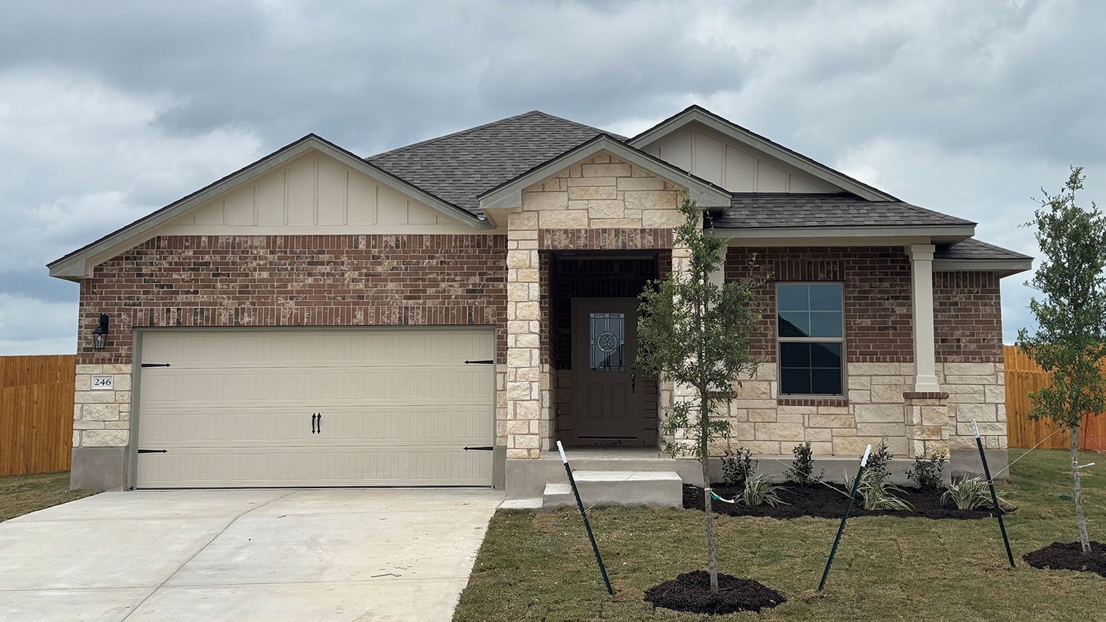 Exterior:Elevation Image 0.