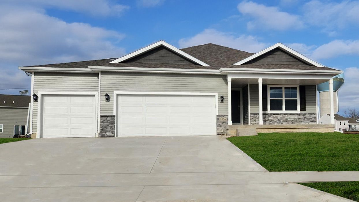 Exterior:Elevation Image 0.