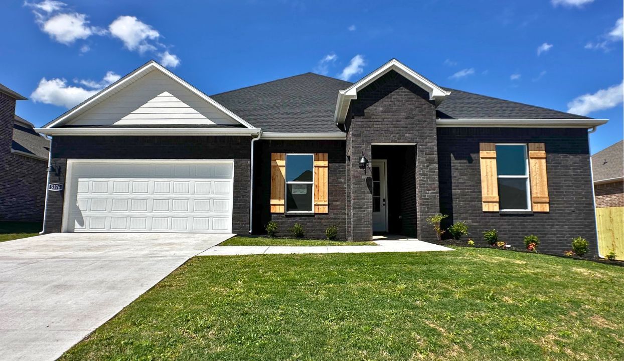 Exterior:Elevation Image 0.