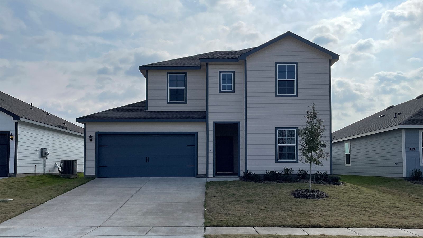 Exterior:Elevation Image 0.