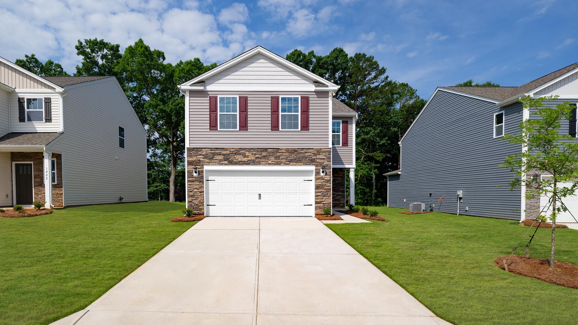 Exterior:Elevation Image 0.