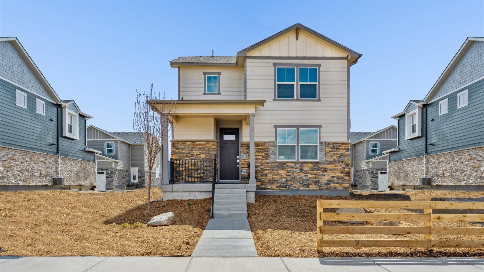 Exterior:Elevation Image 0.