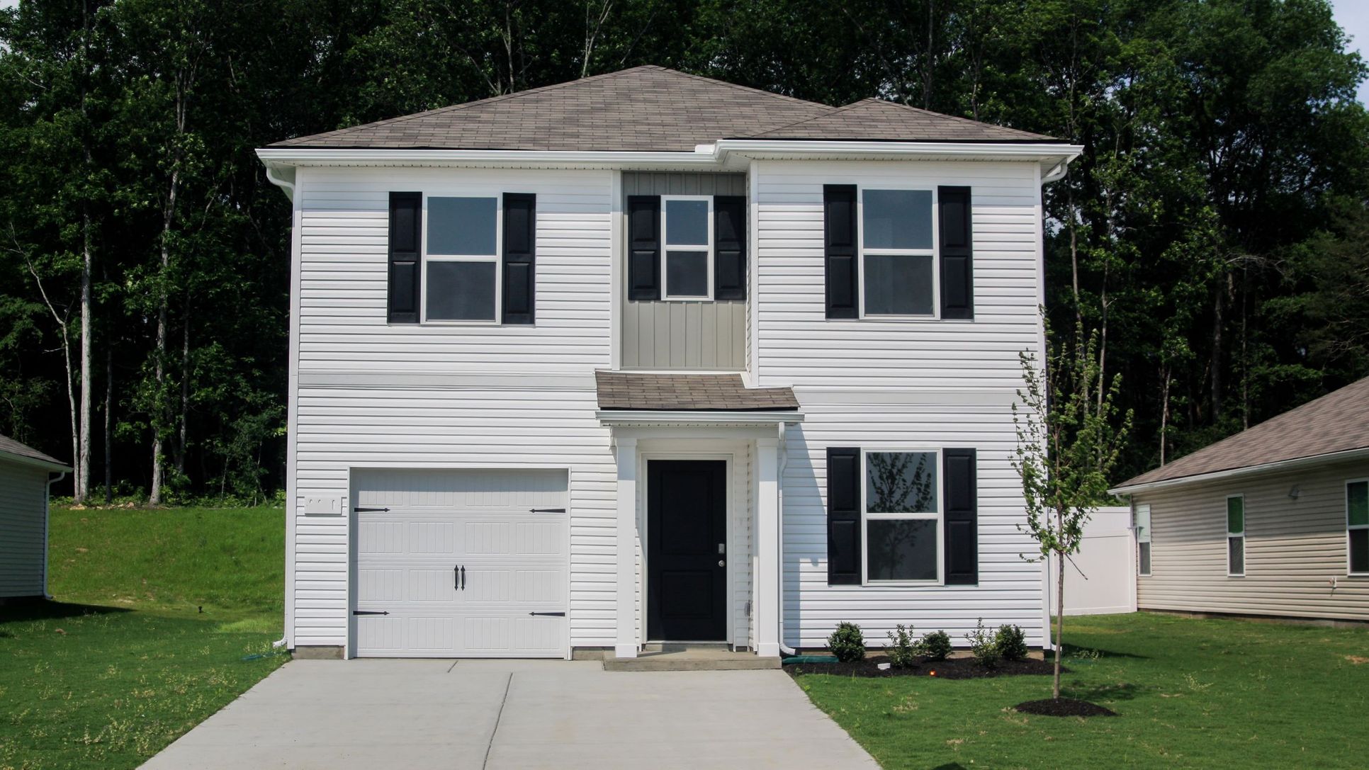 Exterior:Elevation Image 0.