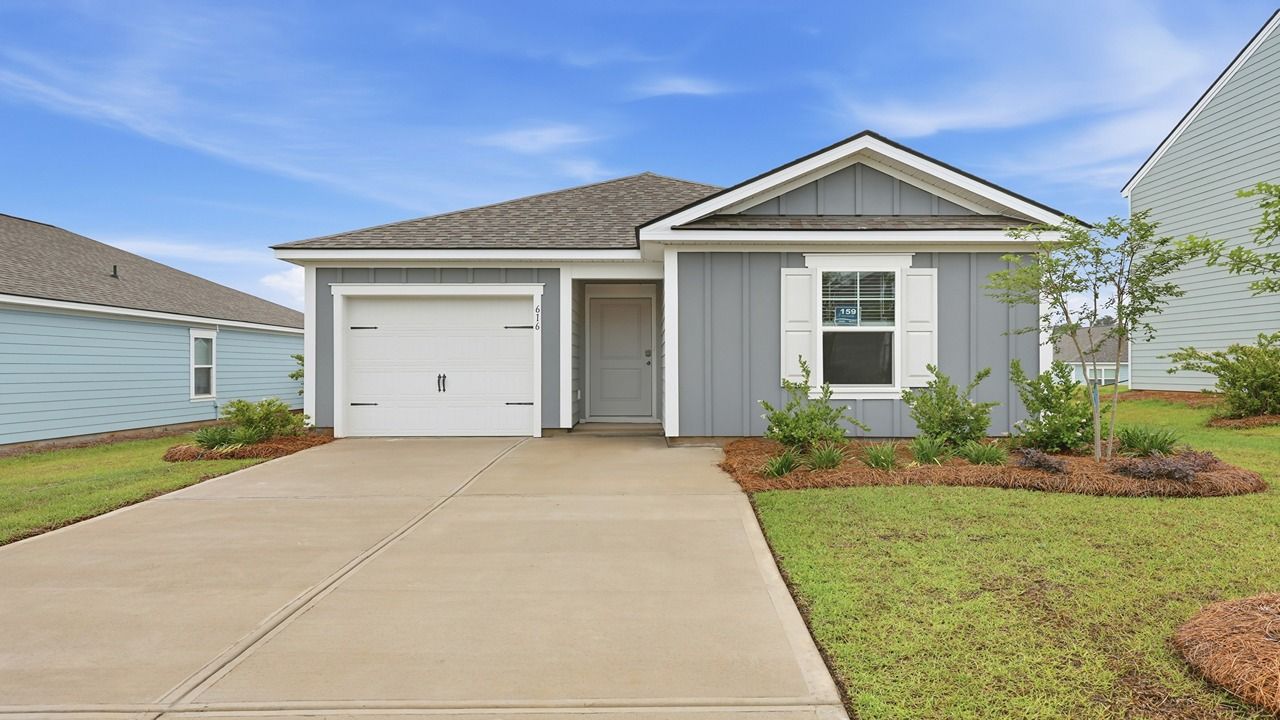 Exterior:Elevation Image 0.
