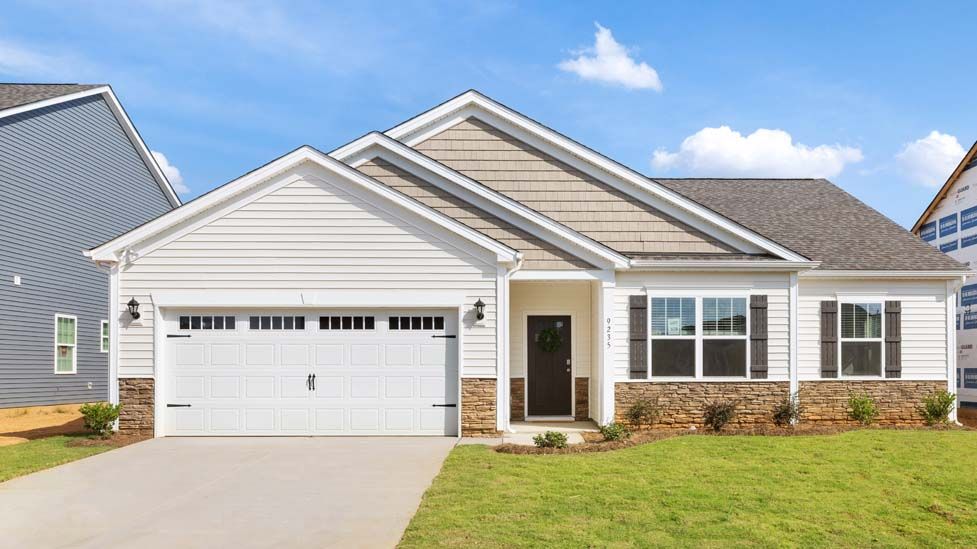 Exterior:Elevation Image 0.
