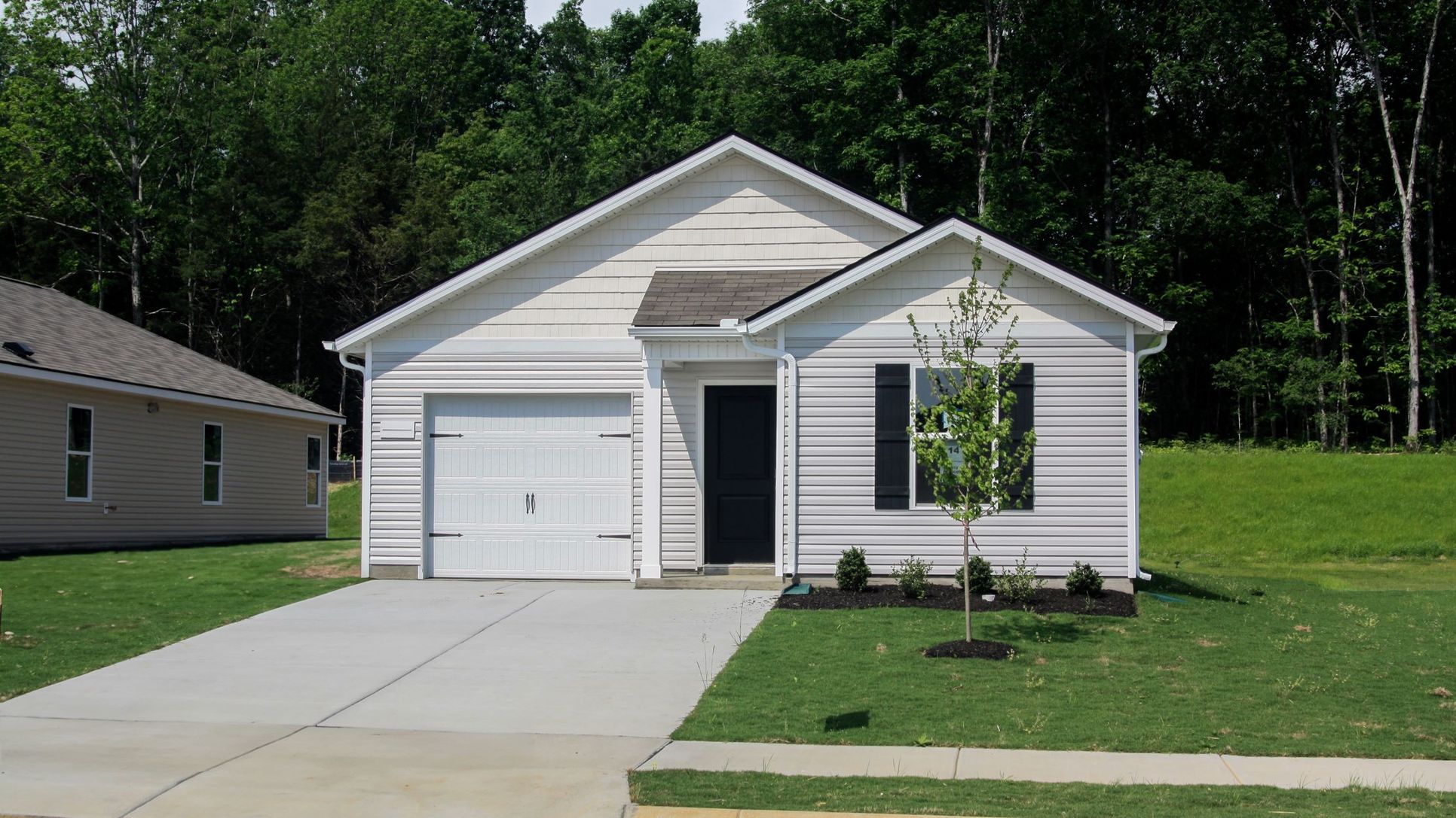 Exterior:Elevation Image 0.