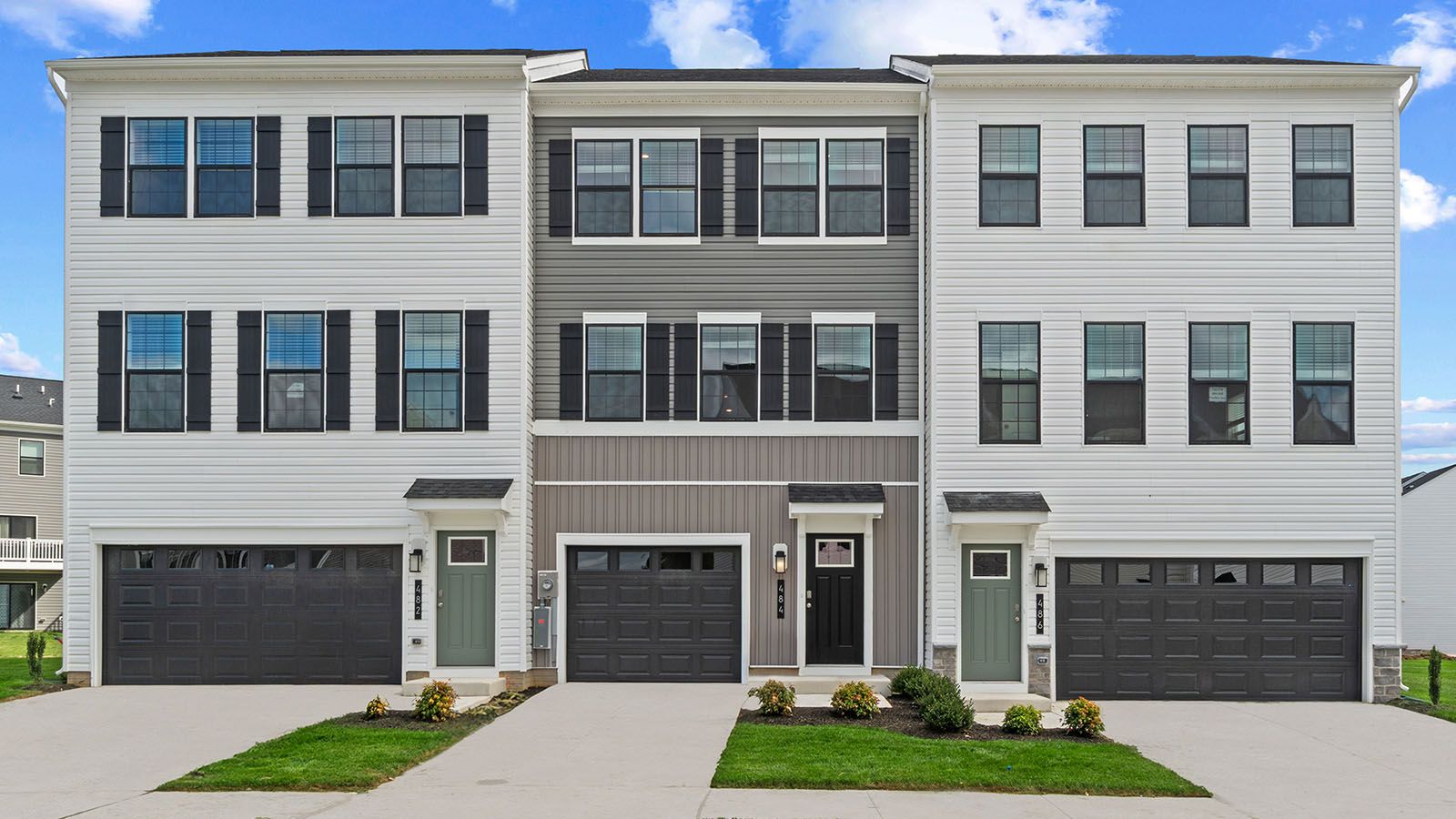 Exterior:Elevation Image 0.