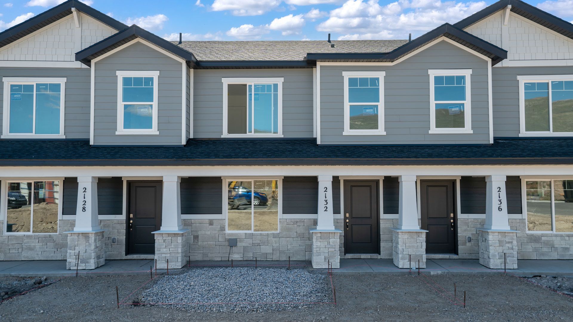Exterior:Elevation Image 0.