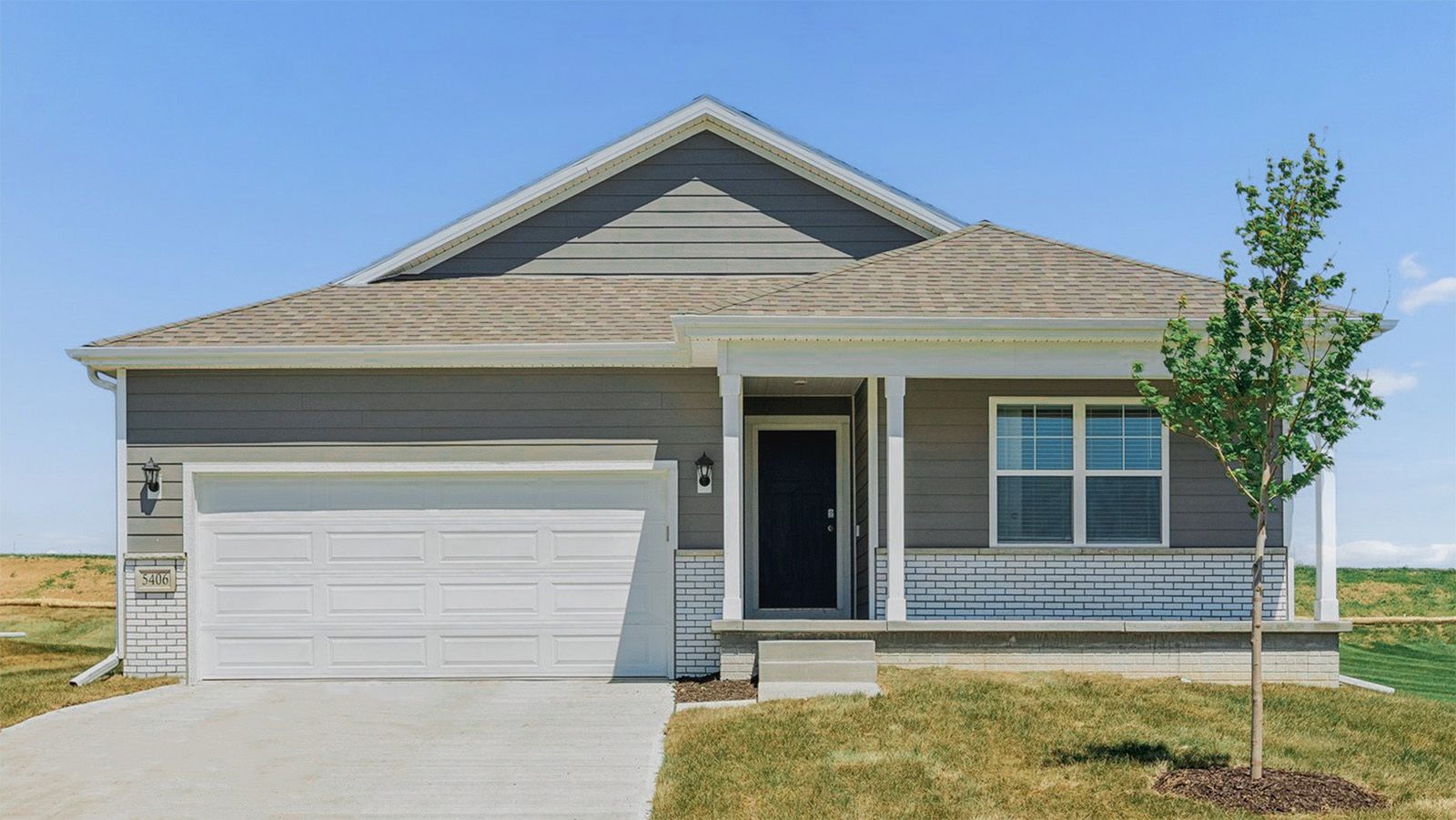 Exterior:Elevation Image 0.